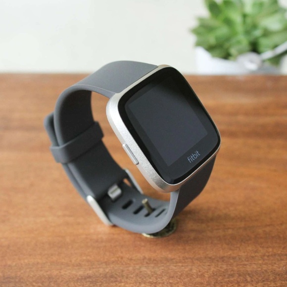 Fitbit Versa Lite Pay Fitbit Versa Lite Wearable Smartwatch